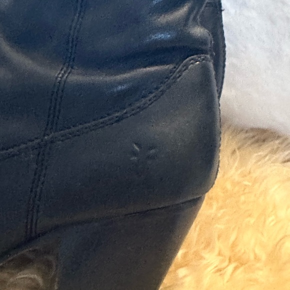 FRYE Patty Artisan Leather Black Ankle Booties Size 7 - Picture 7 of 12